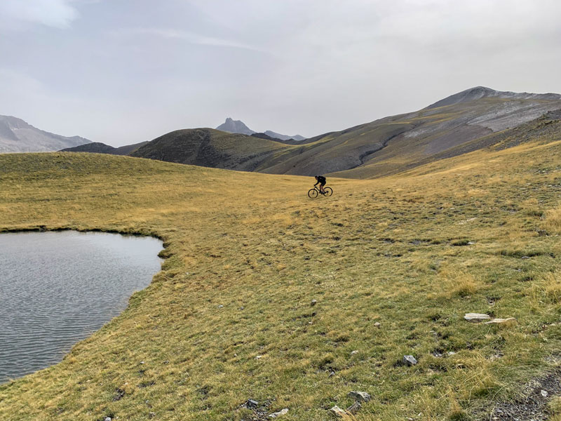 Mountainbiken in de Spaanse Pyreneeën met Chill-Outdoor