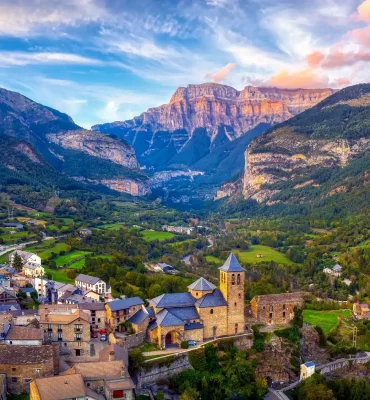 Herfstkleuren in Nationaal Park Ordesa y Monte Perdido in de Spaanse Pyreneeën